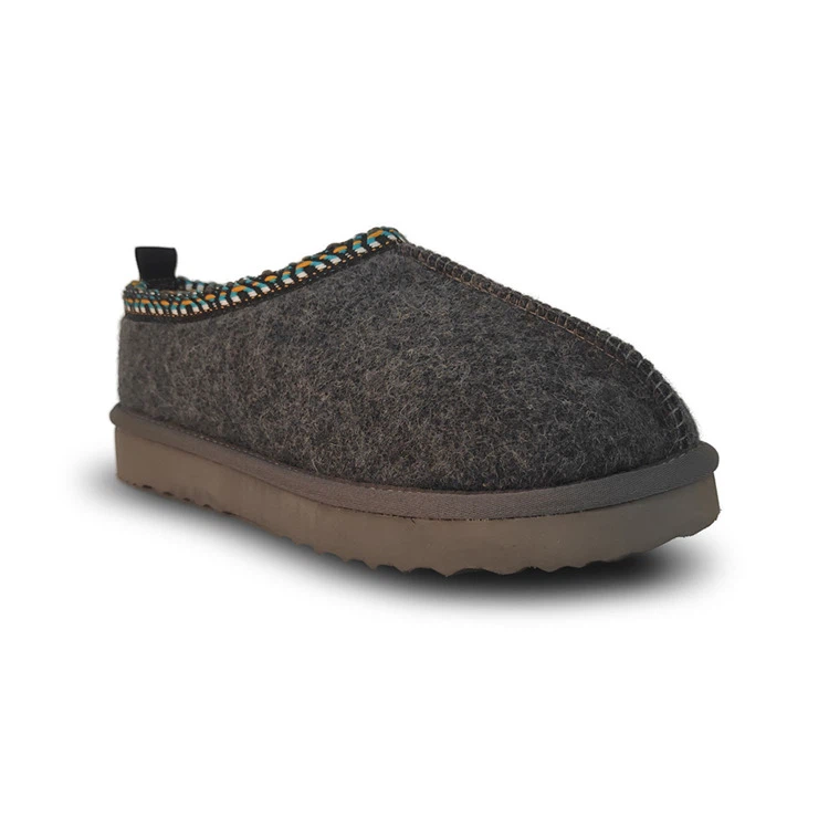 Chinese Style Woven Shoes